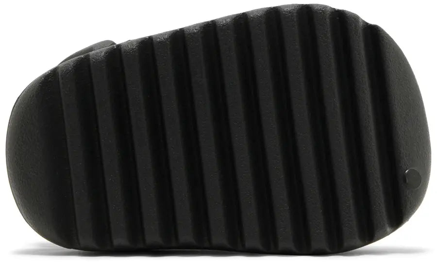 Adidas Yeezy Slides: Dark Onyx TD