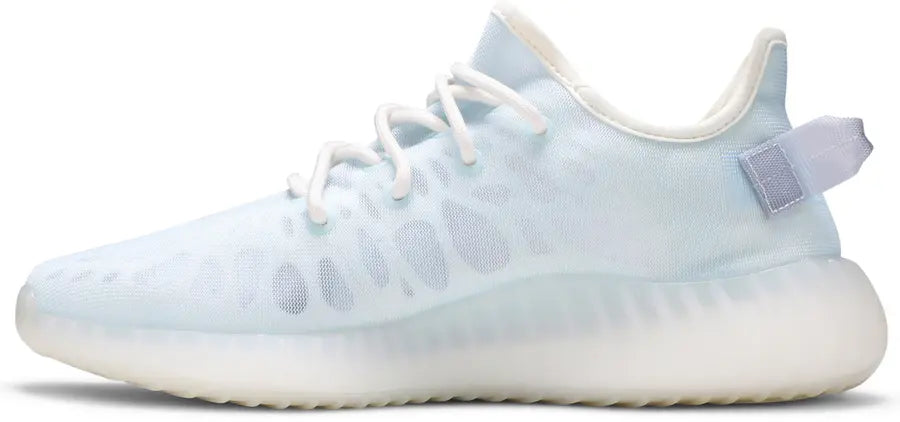 Adidas Yeezy 350: Mono Ice Men