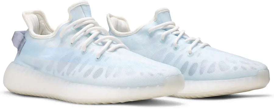 Adidas Yeezy 350: Mono Ice Men
