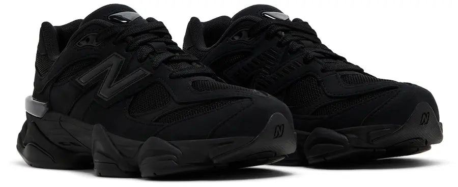 New Balance 9060: Triple Black GS