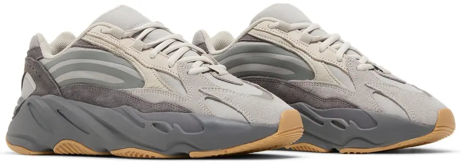 Adidas Yeezy 700: Tephra Men