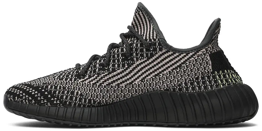 Adidas Yeezy 350: Yecheil Men