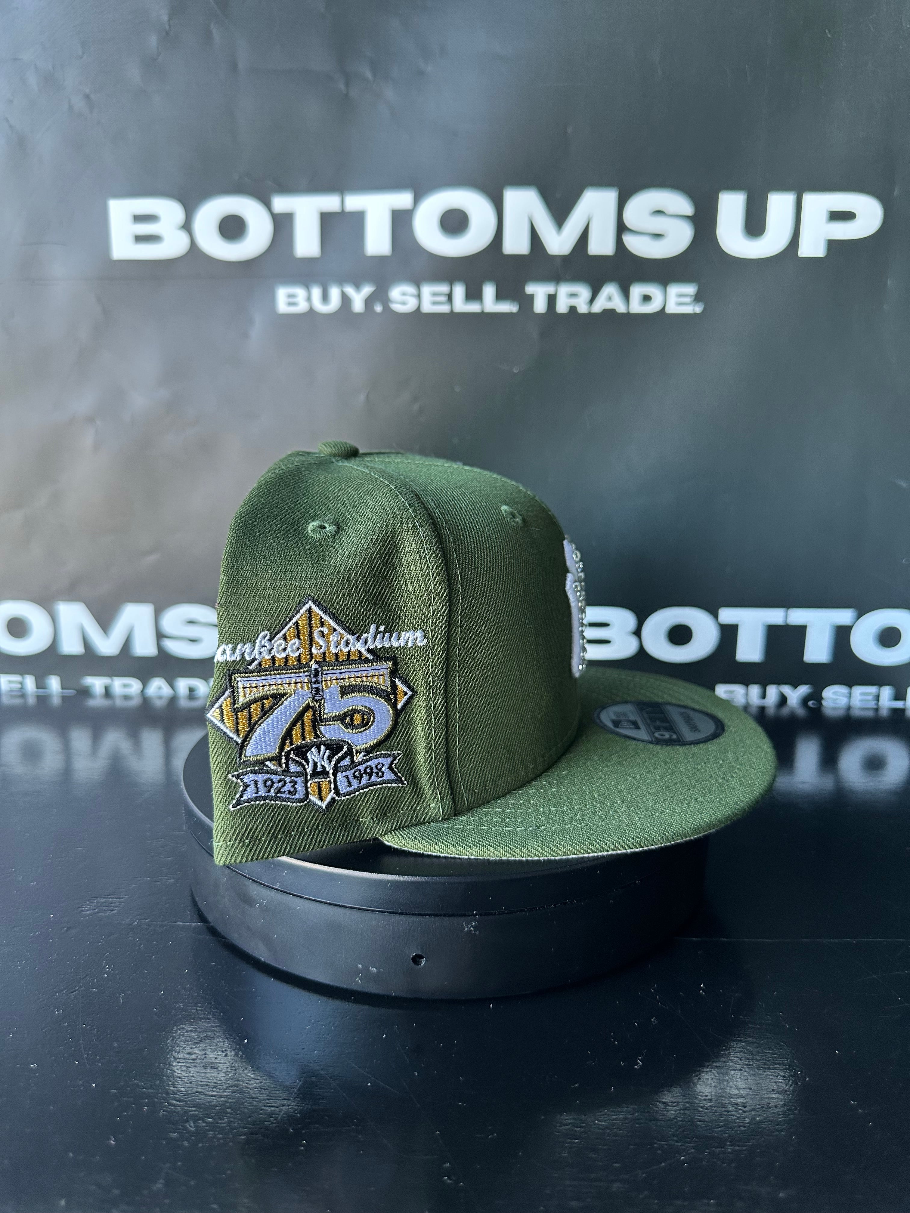 Polancaps: New York Yankees Green Floral 75th Yankee Stadium Anniversary Patch 1 of 1 Hat