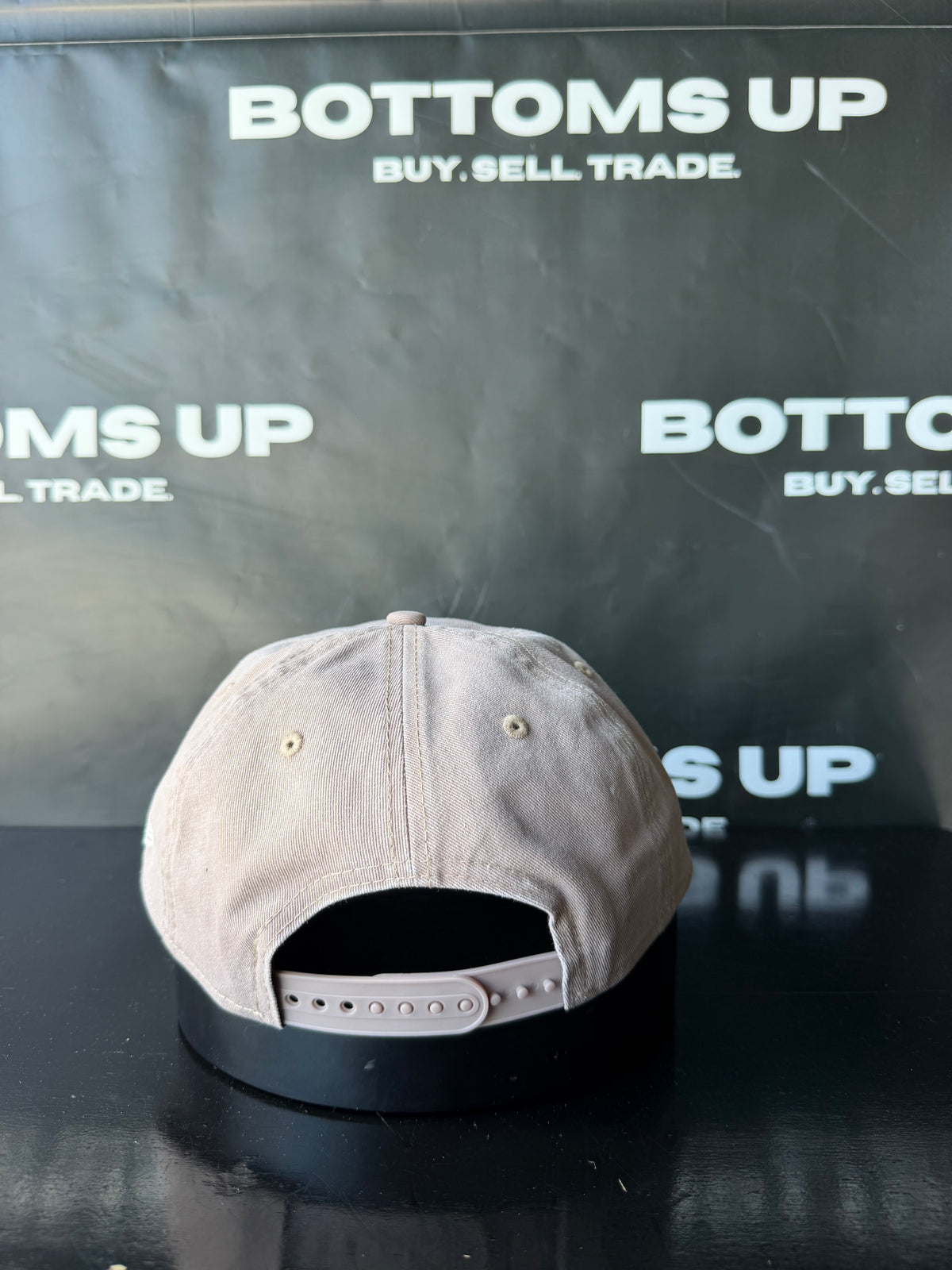 New York Mets New Era 9FORTY Adjustable Baseball Cap In Taupe