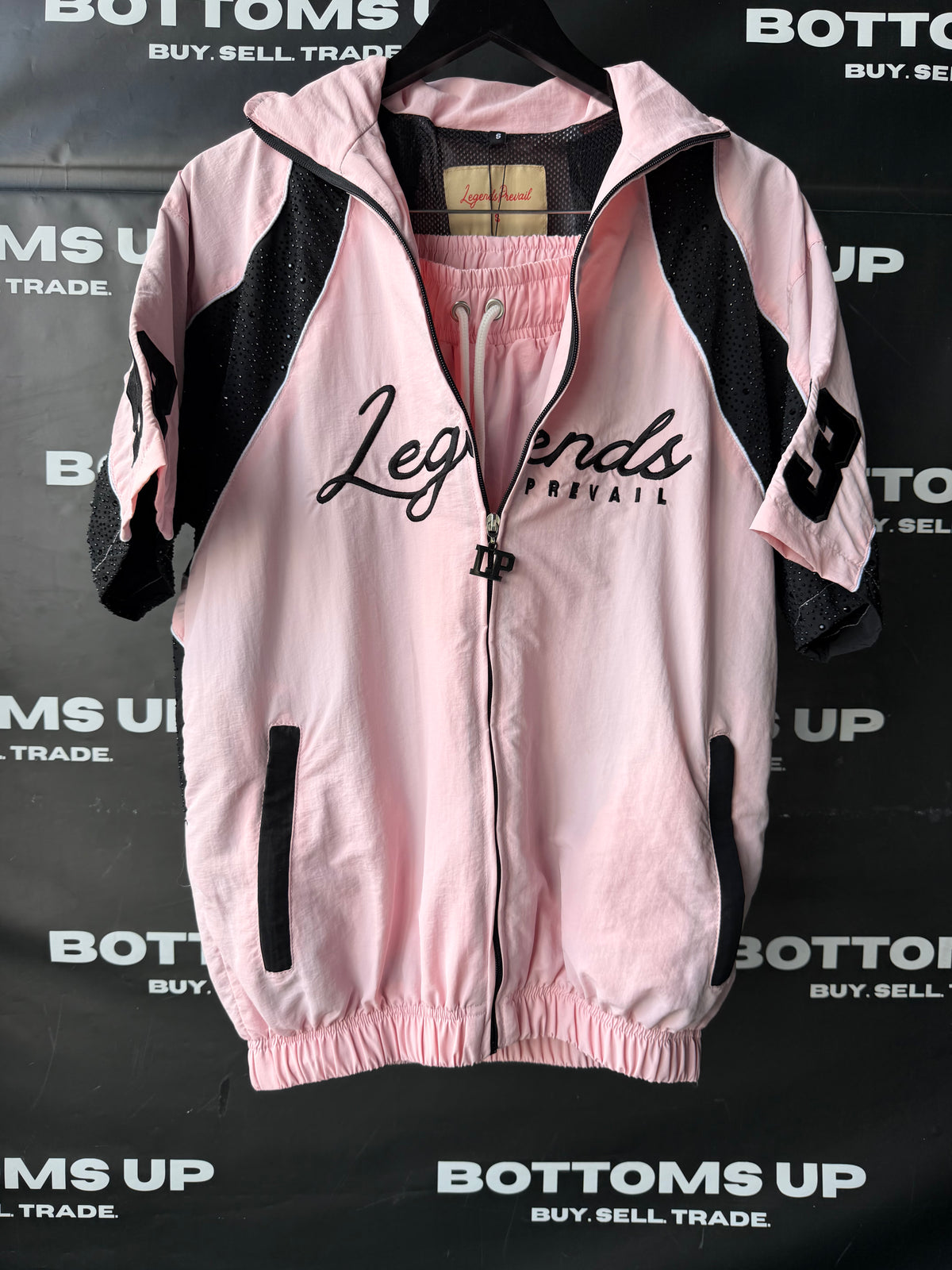 Legends Prevail Short Sleeve Windbreaker Set In Soft Pink / Black In Rhinestone