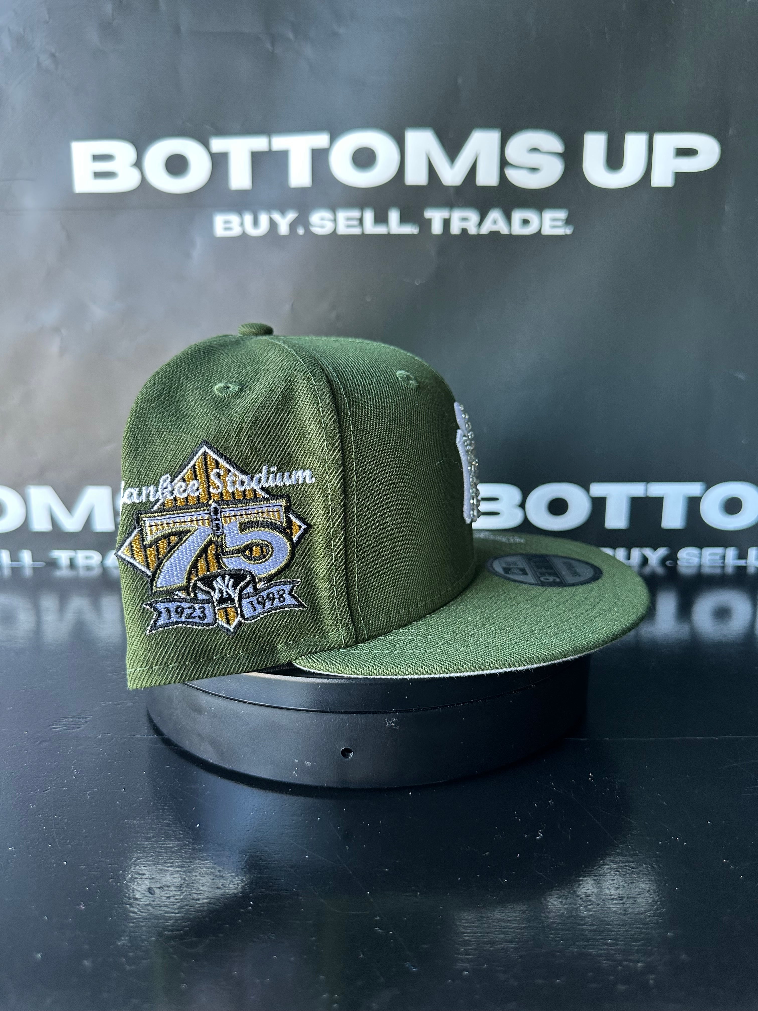 Polancaps: New York Yankees Green 75th Anniversary Patch 1 of 1 Hat