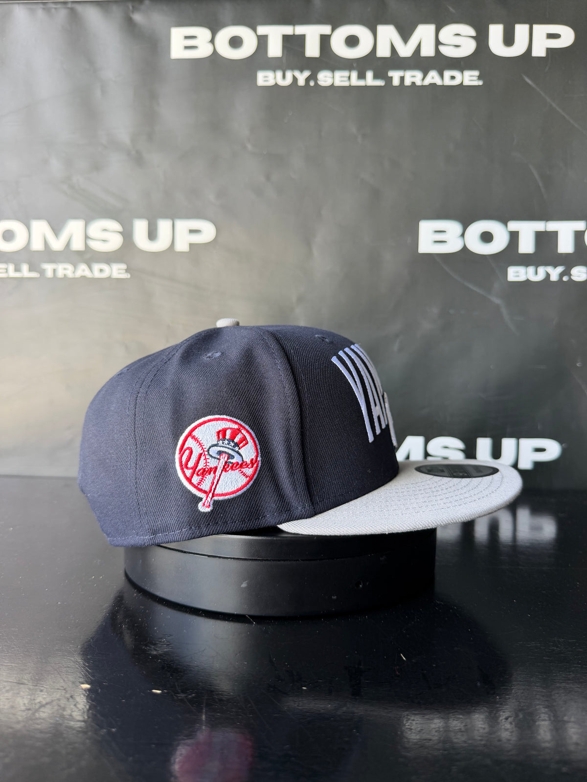 New Era New York Yankees 9FIFTY Snapback Hat – Navy / Gray