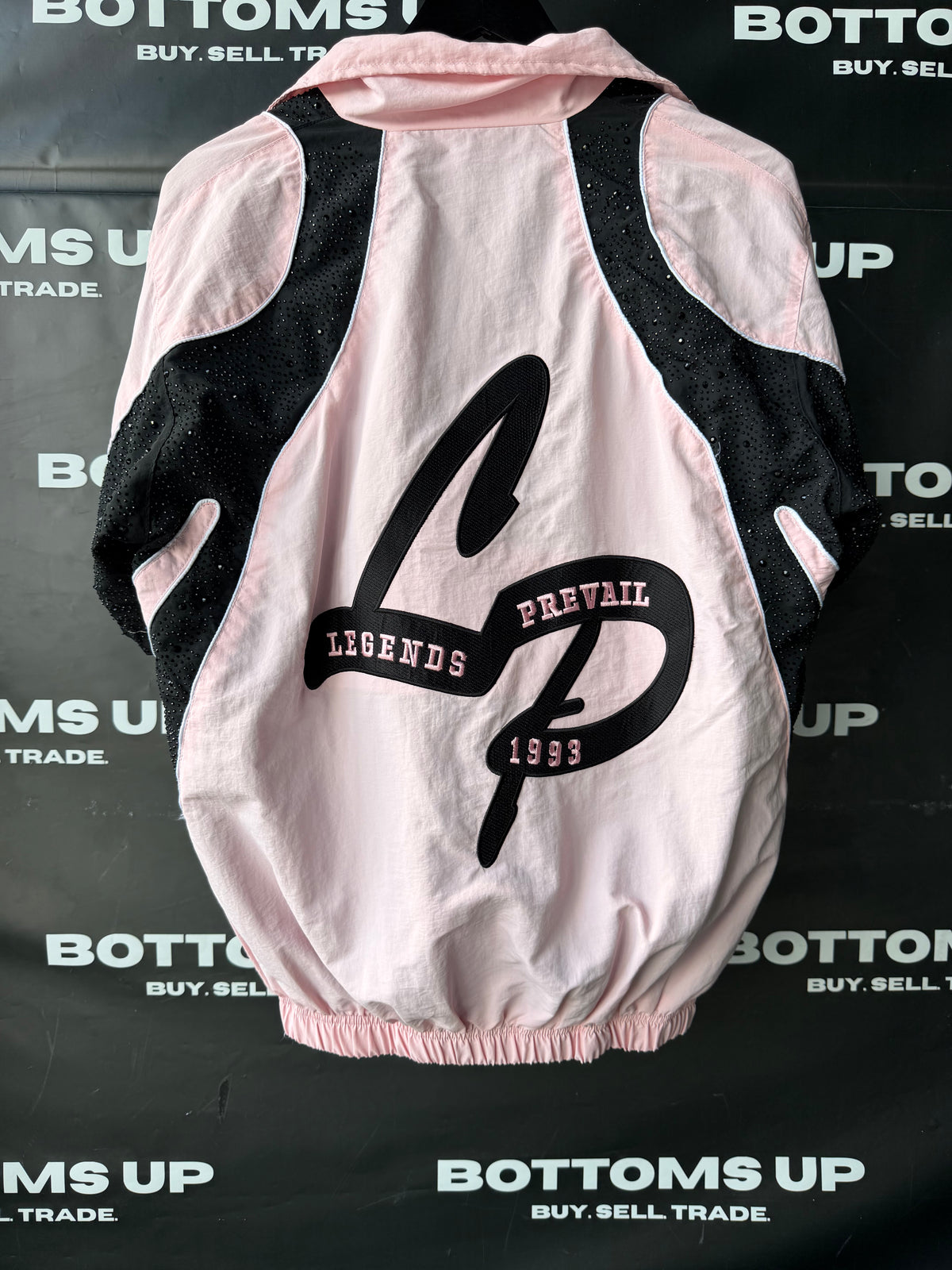 Legends Prevail Short Sleeve Windbreaker Set In Soft Pink / Black In Rhinestone