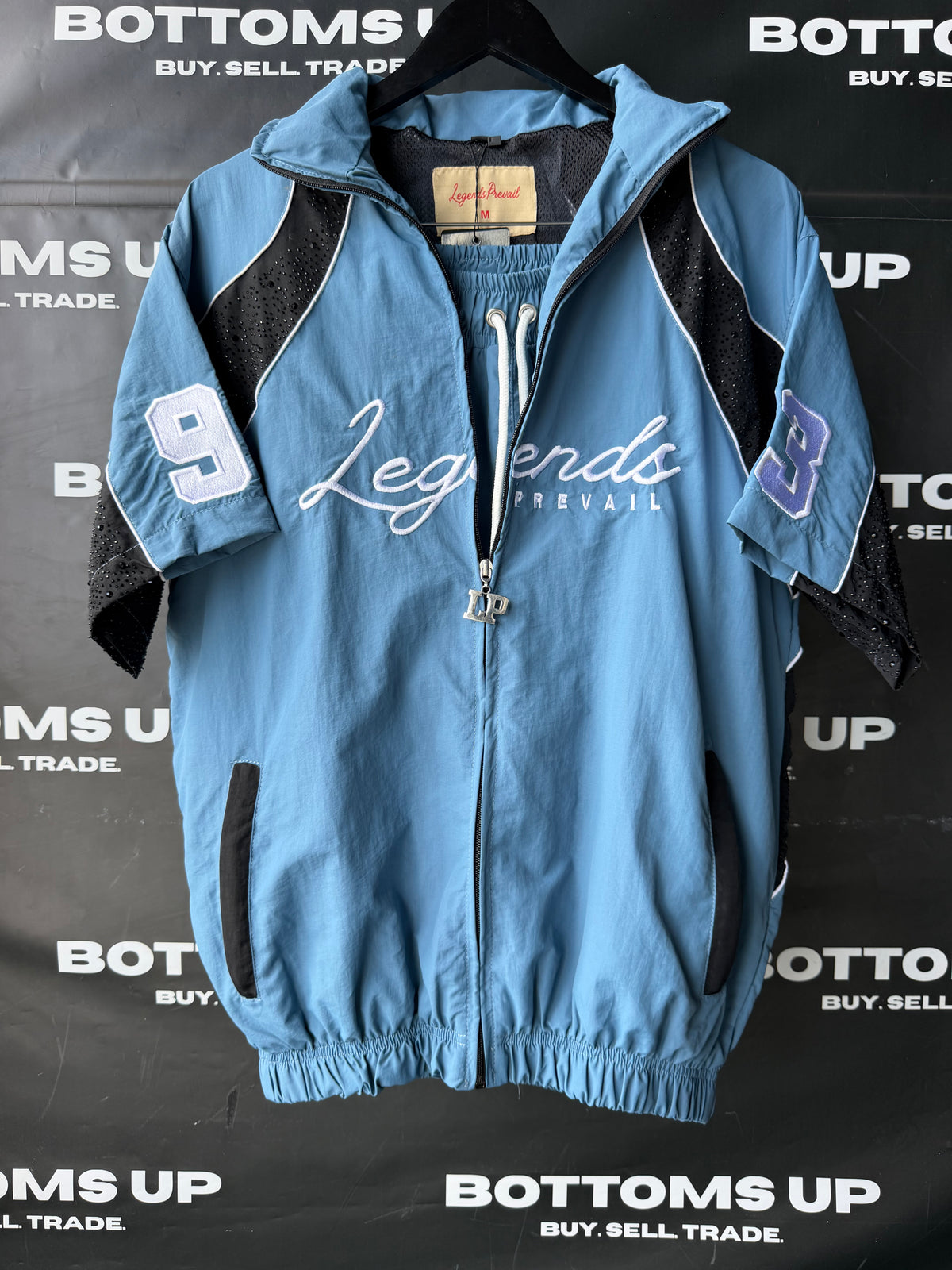 Legends Prevail Short Sleeve Windbreaker Set In Coral Blue / Black With Rhinestone
