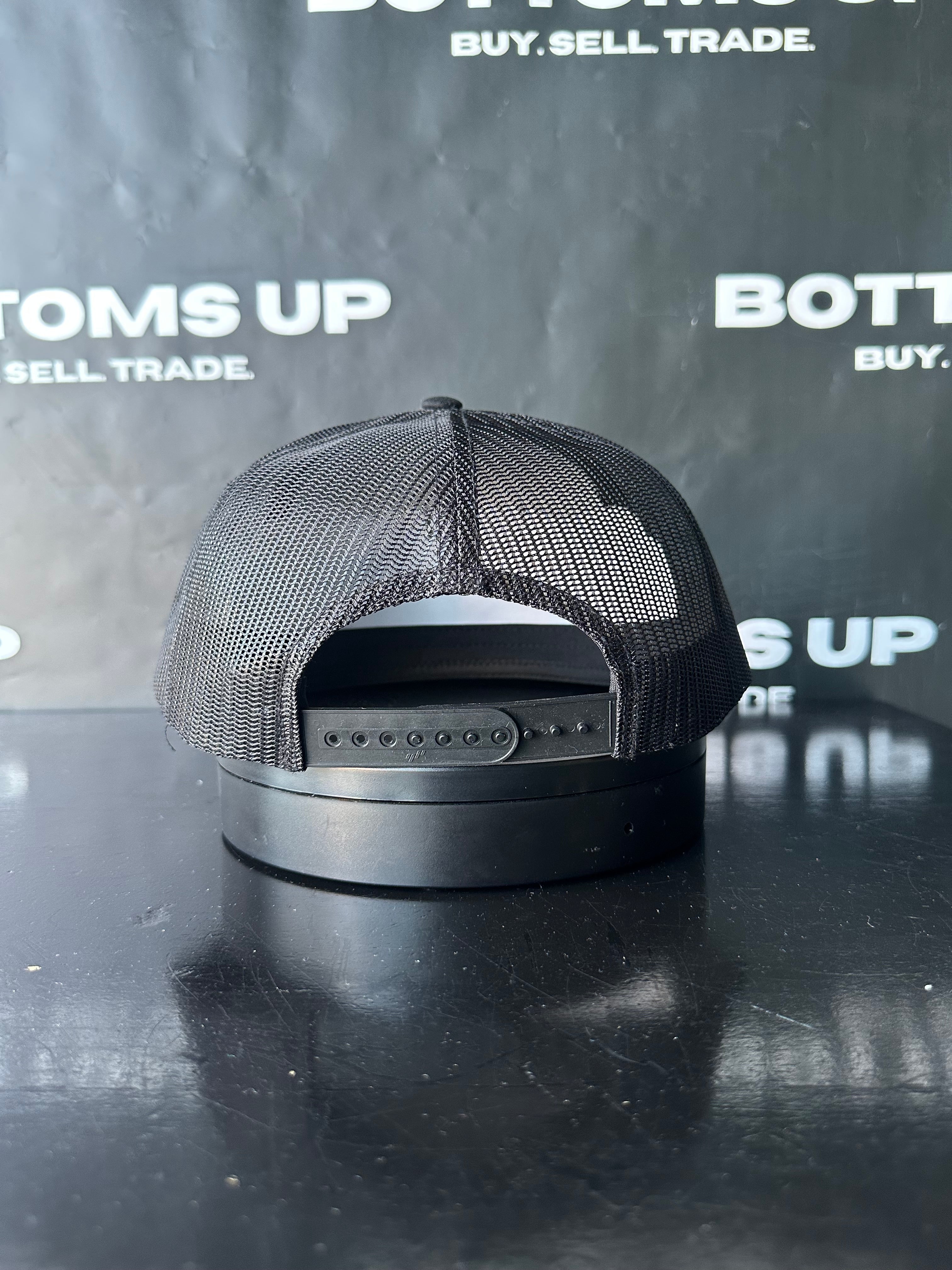 Verified Star Trucker Hat In Black/Grape