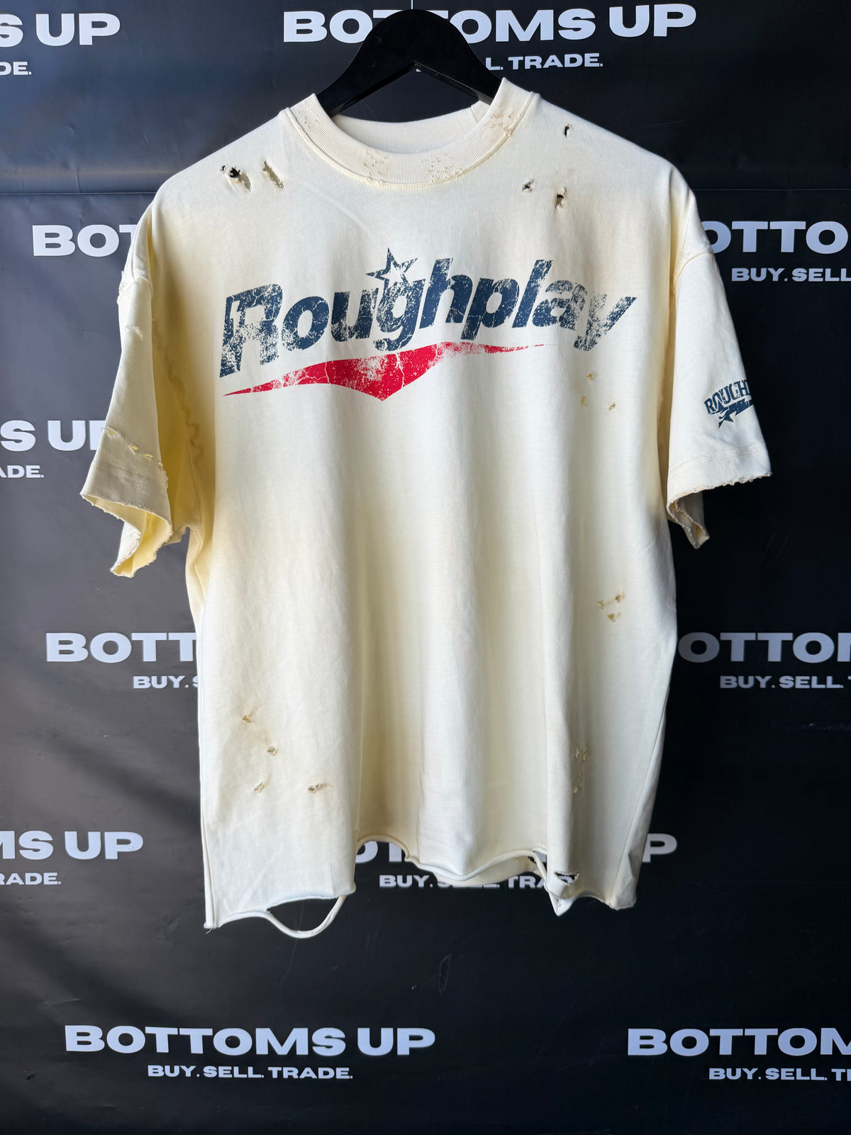 RoughPlay Destroyed T-Shirt In Tan/Red/Navy