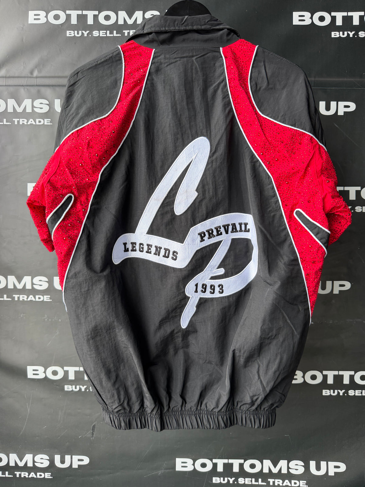 Legends Prevail Short Sleeve Windbreaker Set In Black / Red In Rhinestone