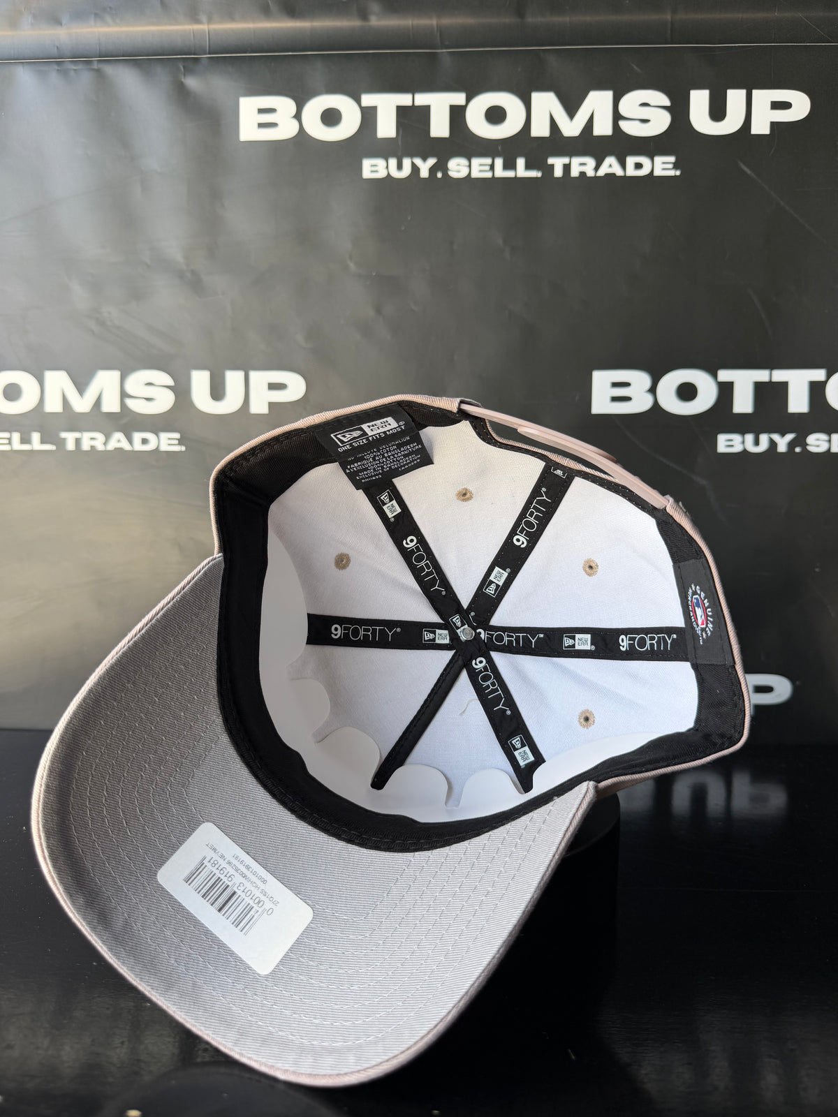 New York Mets New Era 9FORTY Adjustable Baseball Cap In Taupe