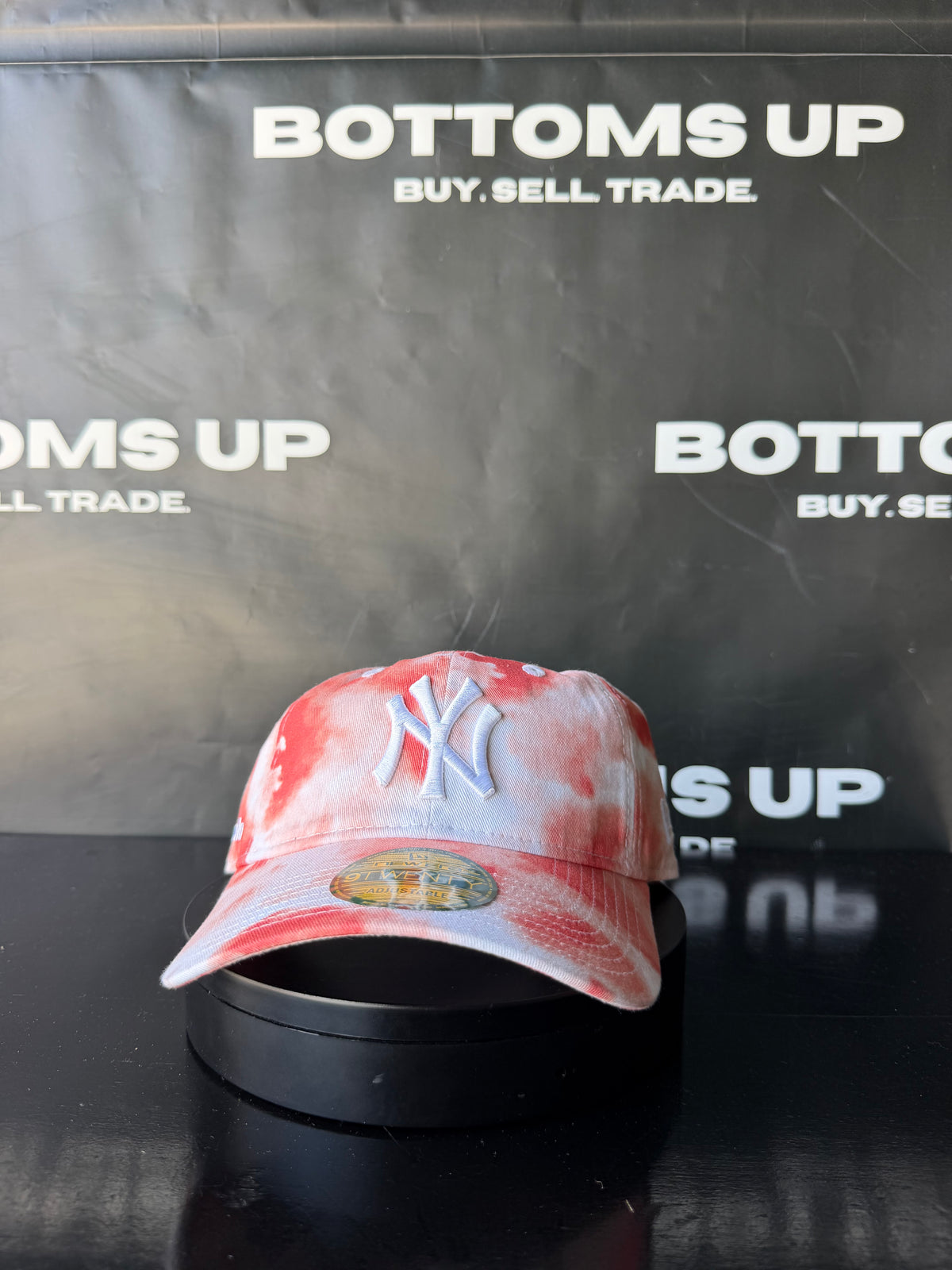 New Era x Crayola New York Yankees 9Twenty Tie-Dye Adjustable Cap In Coral / Cream
