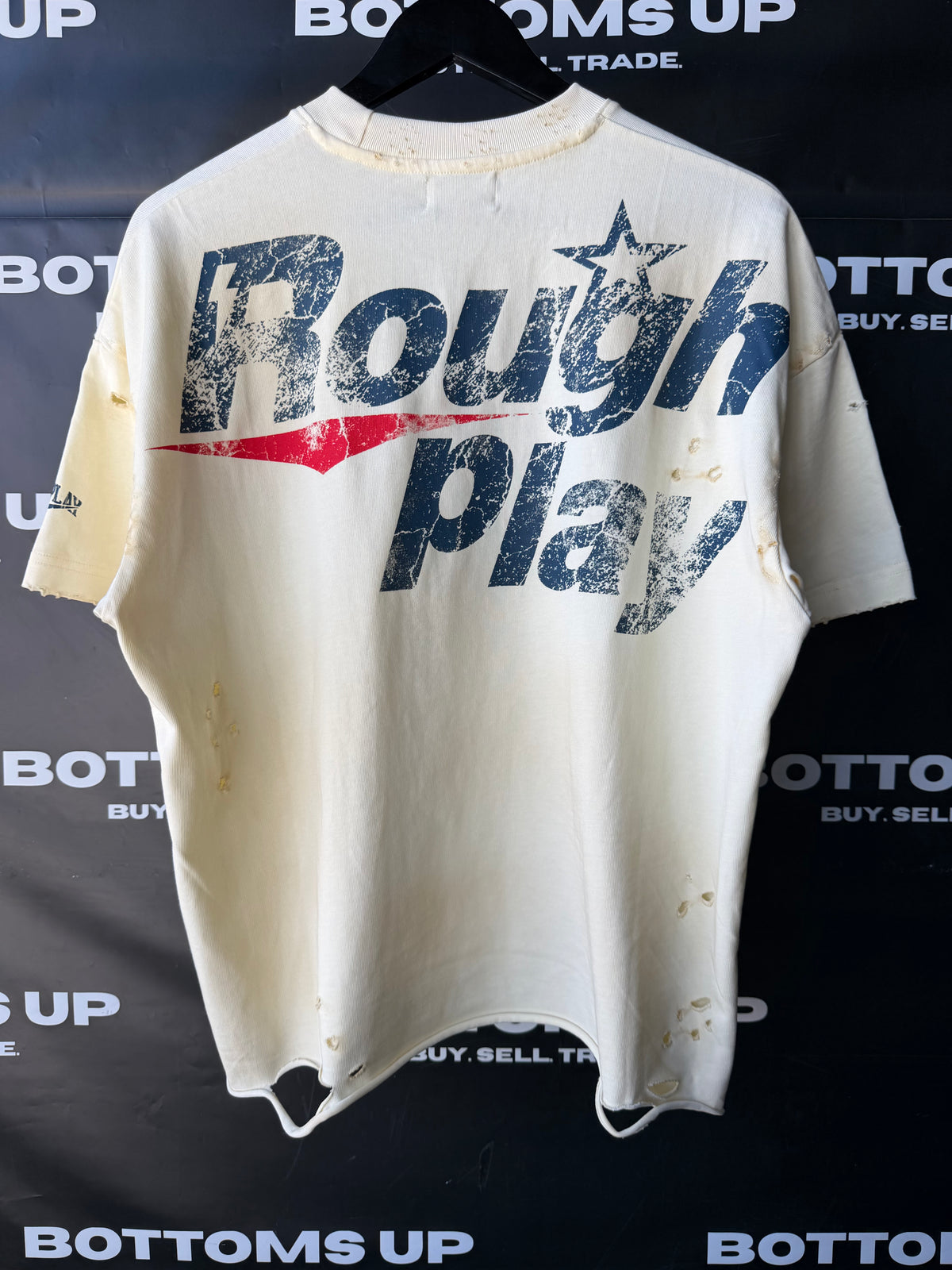 RoughPlay Destroyed T-Shirt In Tan/Red/Navy