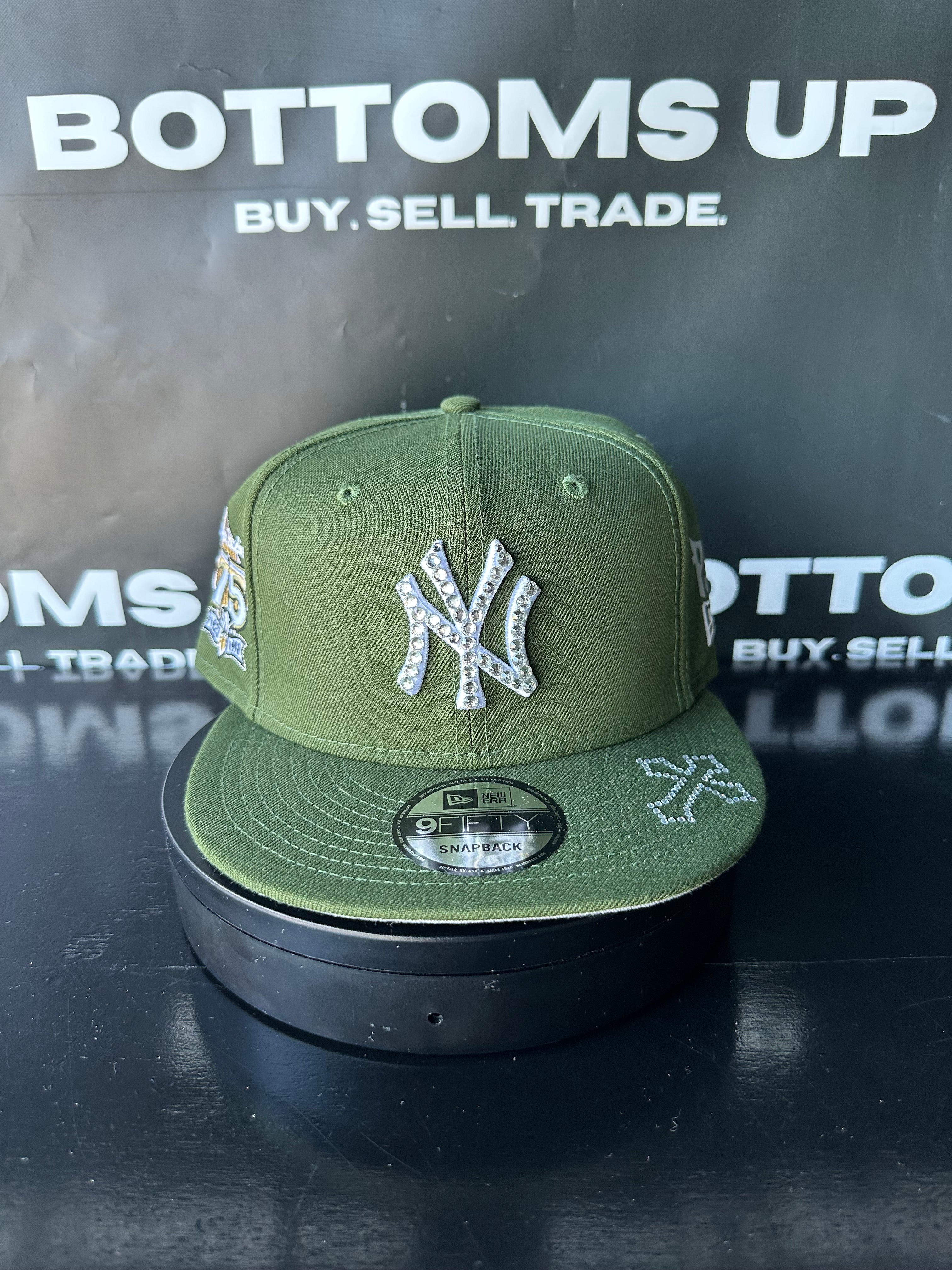 Polancaps: New York Yankees Green 75th Anniversary Patch 1 of 1 Hat