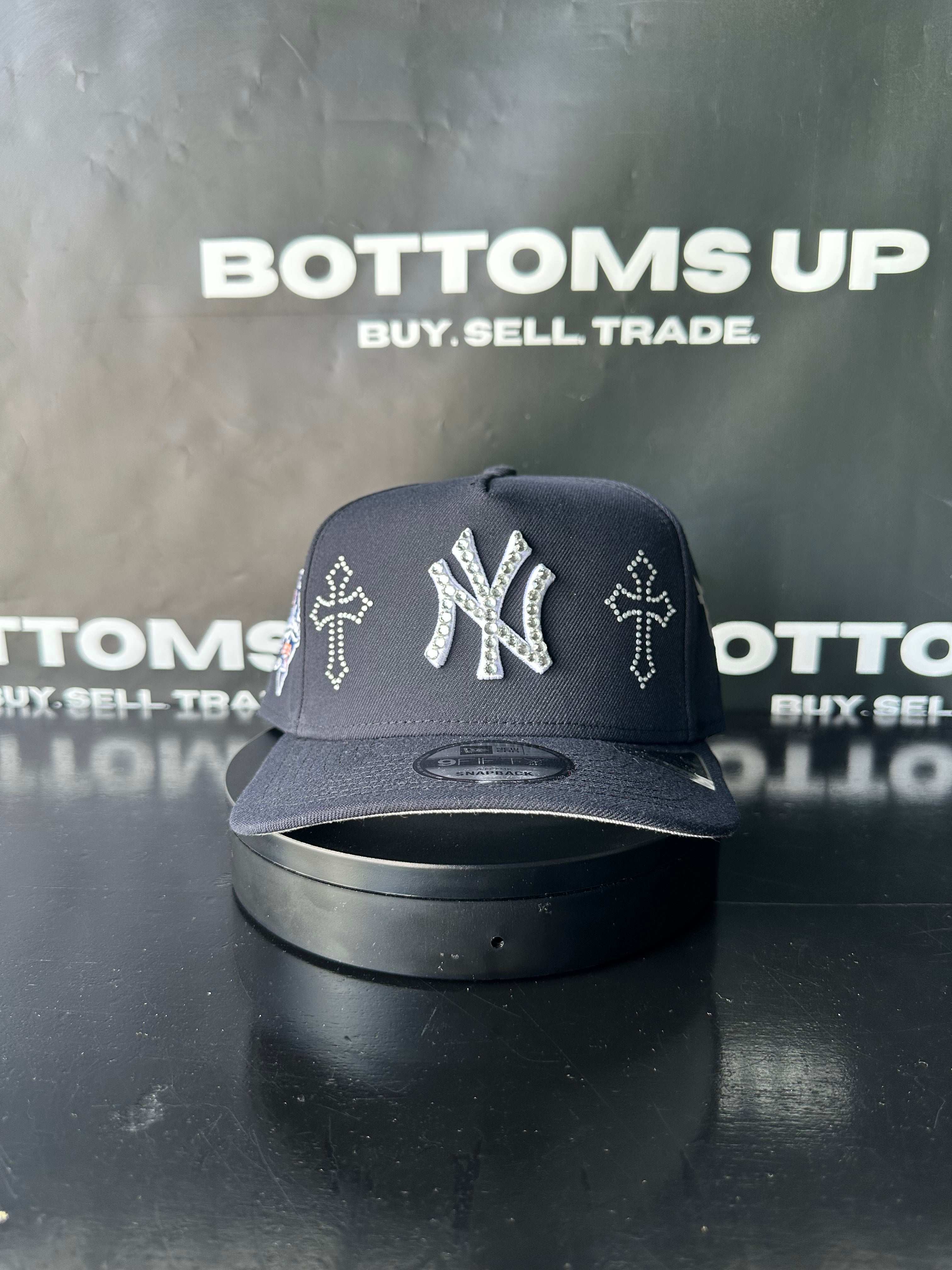 Polancaps: New York Yankees Navy Double Cross 2000 World Series Patch 1 of 1 Hat