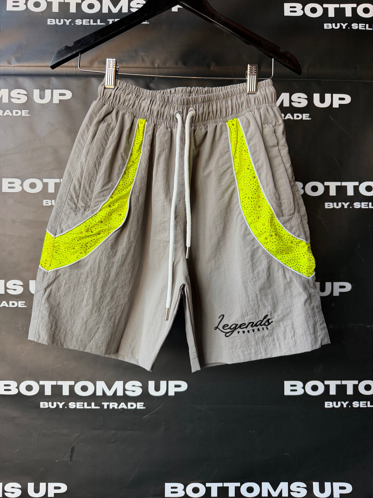 Legends Prevail Short Sleeve Windbreaker Set In Grey / Lime Green In Rhinestone