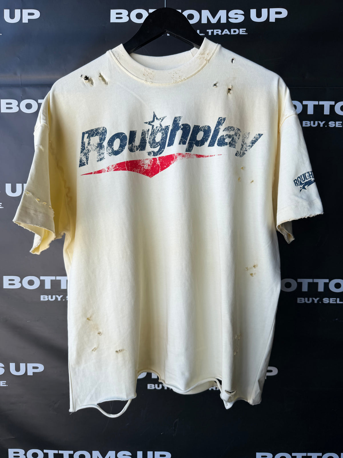RoughPlay Destroyed T-Shirt In Tan/Red/Navy