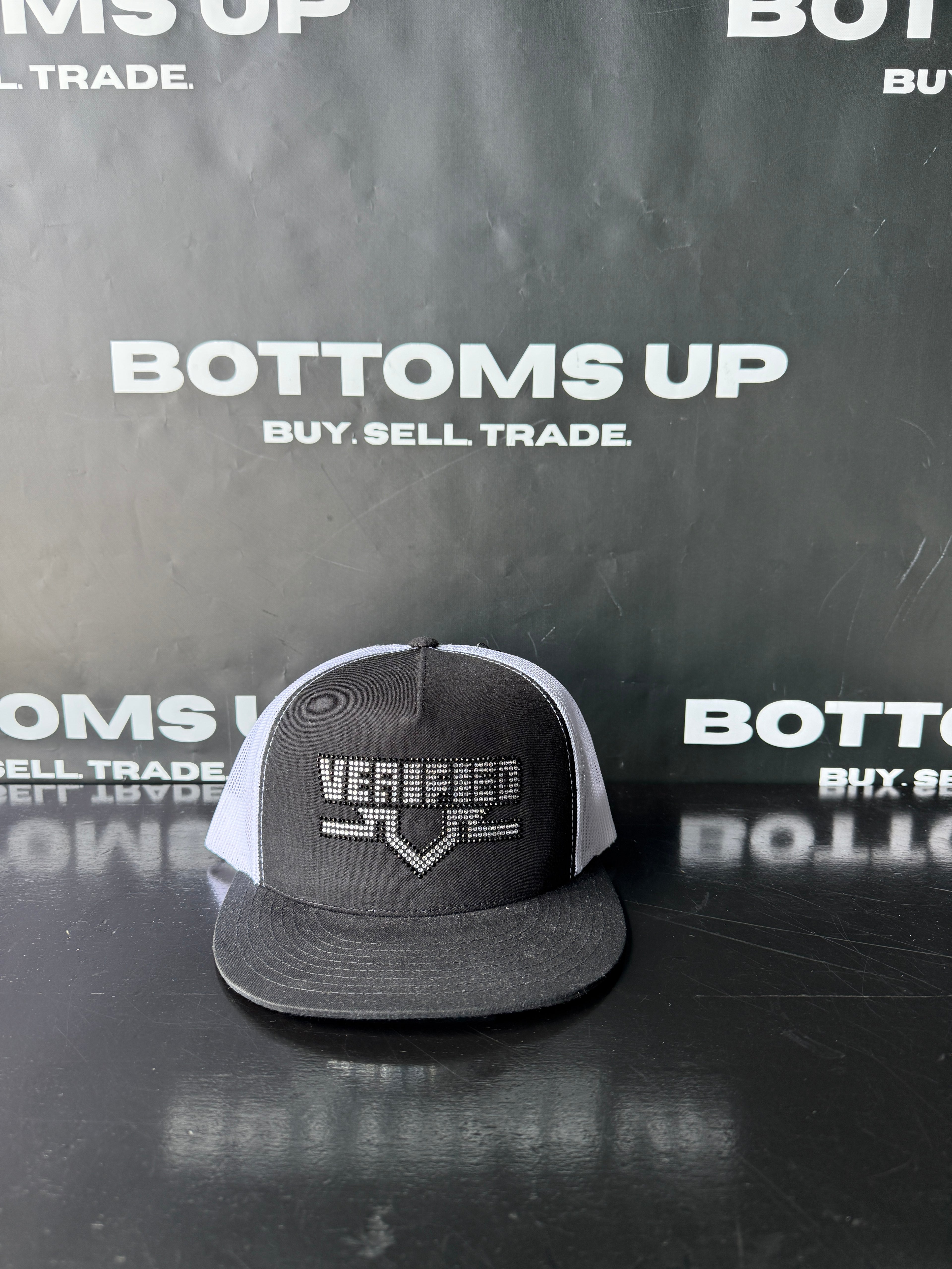 Verified Star White/Black/Silver Hat