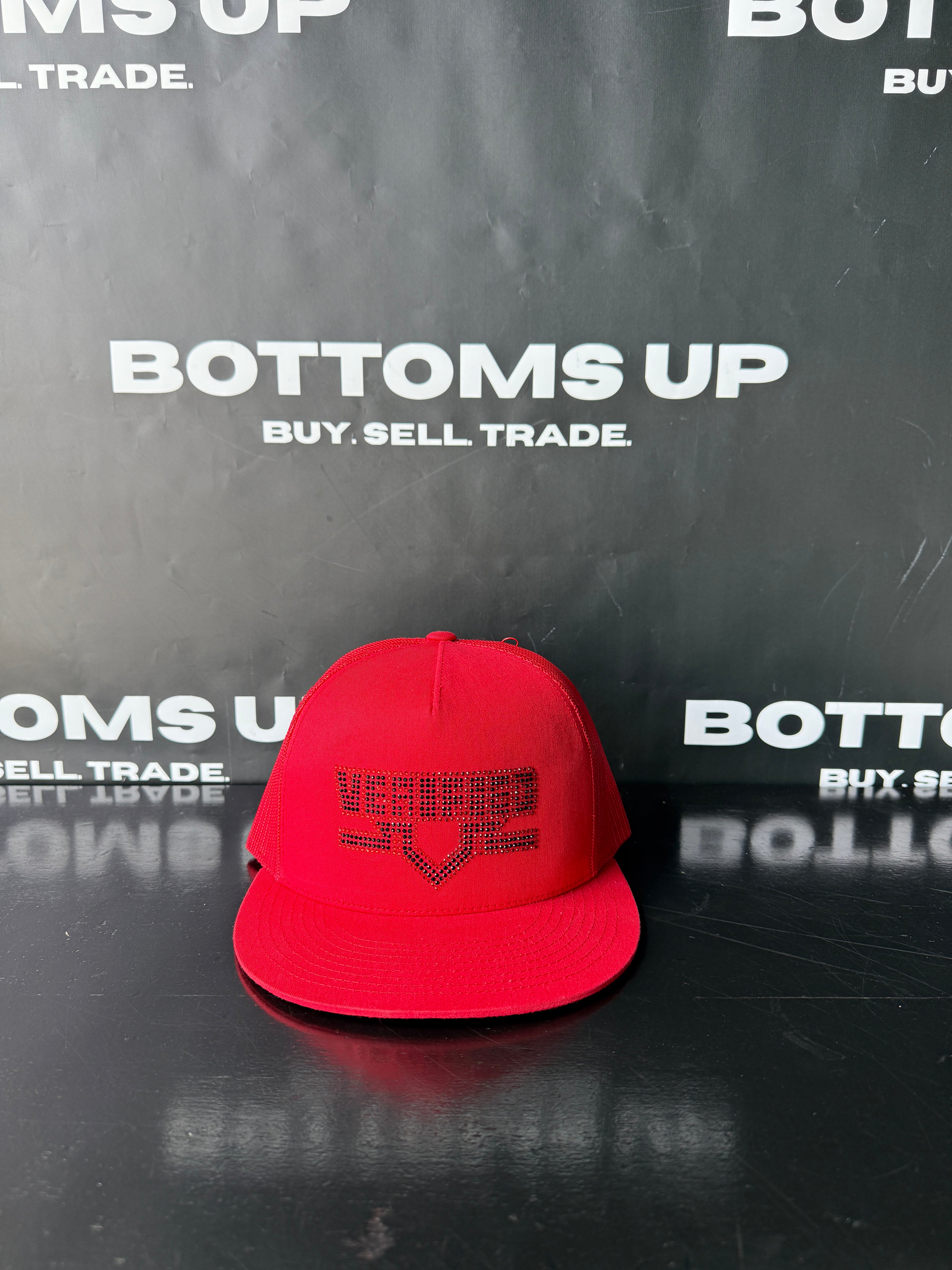 Verified Star Red/Black Hat