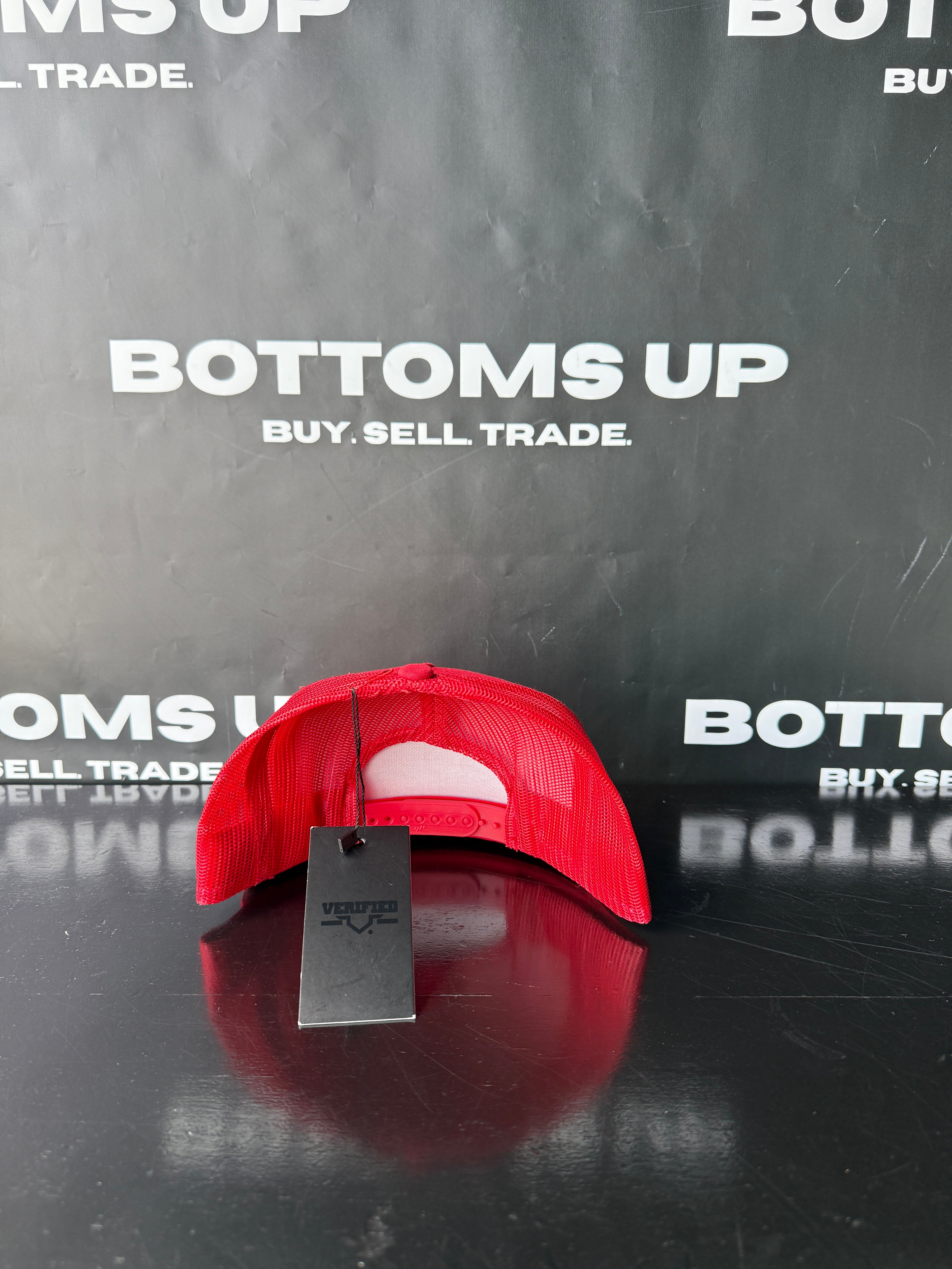 Verified Star Red/Silver/Red Hat