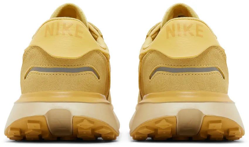 Nike Wmns Phoenix Waffle Wheat Gold