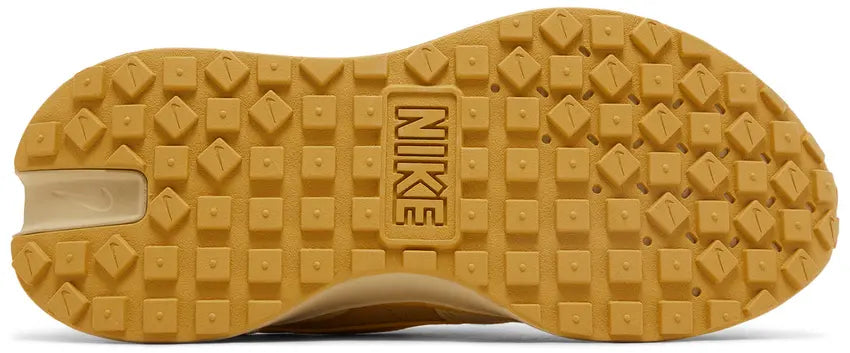 Nike Wmns Phoenix Waffle Wheat Gold