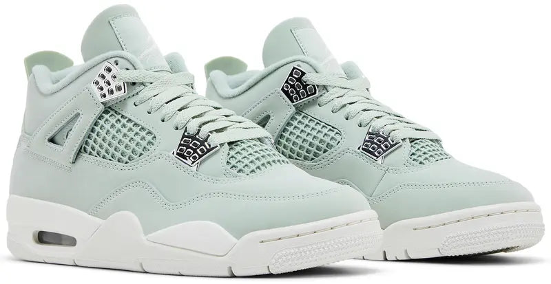 Air Jordan 4: Abundance / Seafoam Women