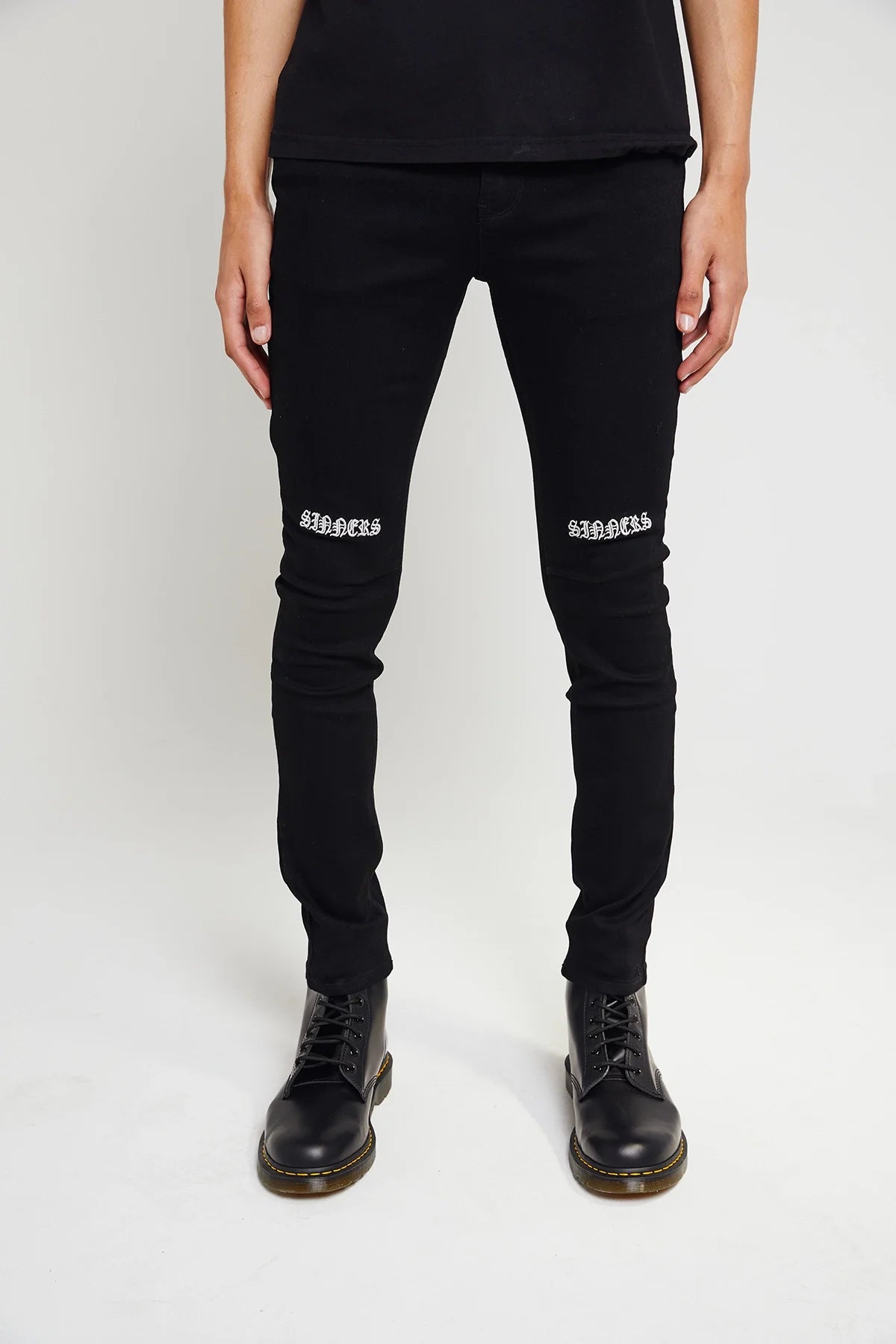 RtA Bryant Skinny Jean Black Sinners