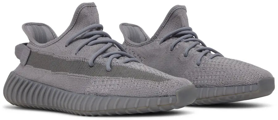 Adidas Yeezy 350: Steel Grey