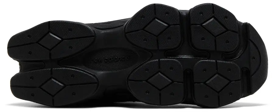 New Balance 9060: Triple Black GS
