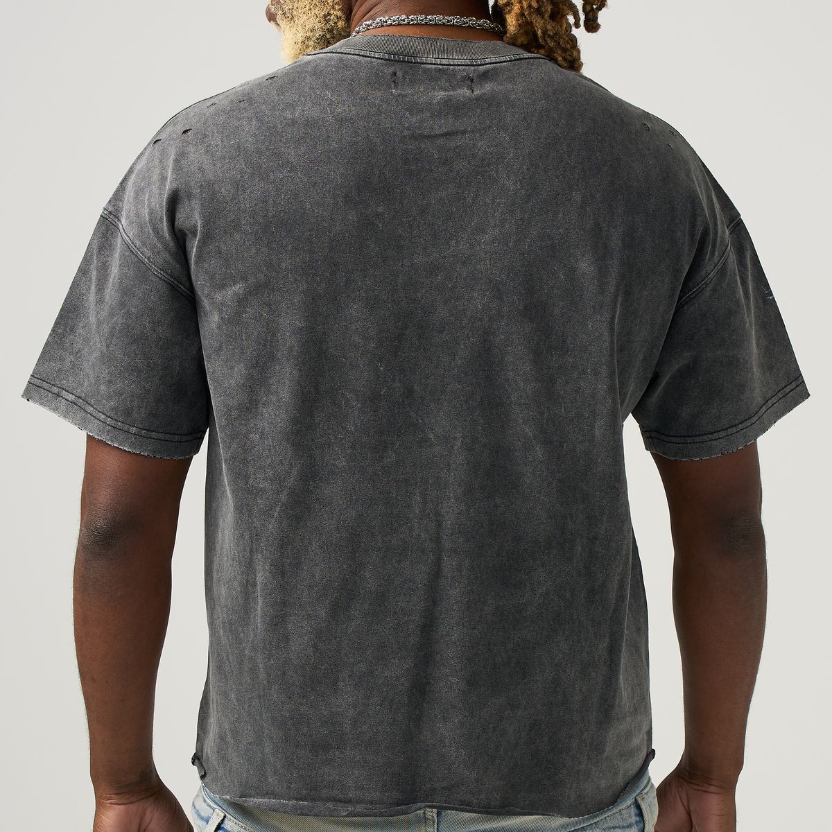 Duaa Worldwide Thunder T-Shirt In Gray