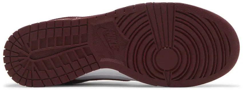 Nike Dunk: Team Red Men