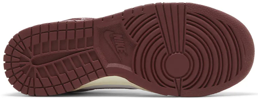 Nike Dunk: Vintage Red Women